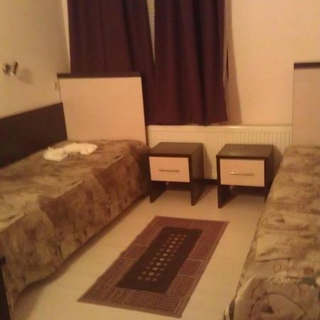 Къщата На Генерала Hotel Berkovitsa Bagian luar foto